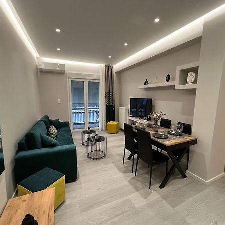 Luxury Apartment Near Acropolis Atenas Exterior foto
